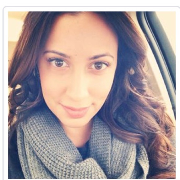 Meet your Posher, Samantha - Picture 1 of 1